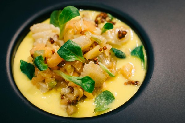 Kreative Lösungen für die Gestaltung einer Fitnesszone in Ihrem kompakten Wohnzimmer